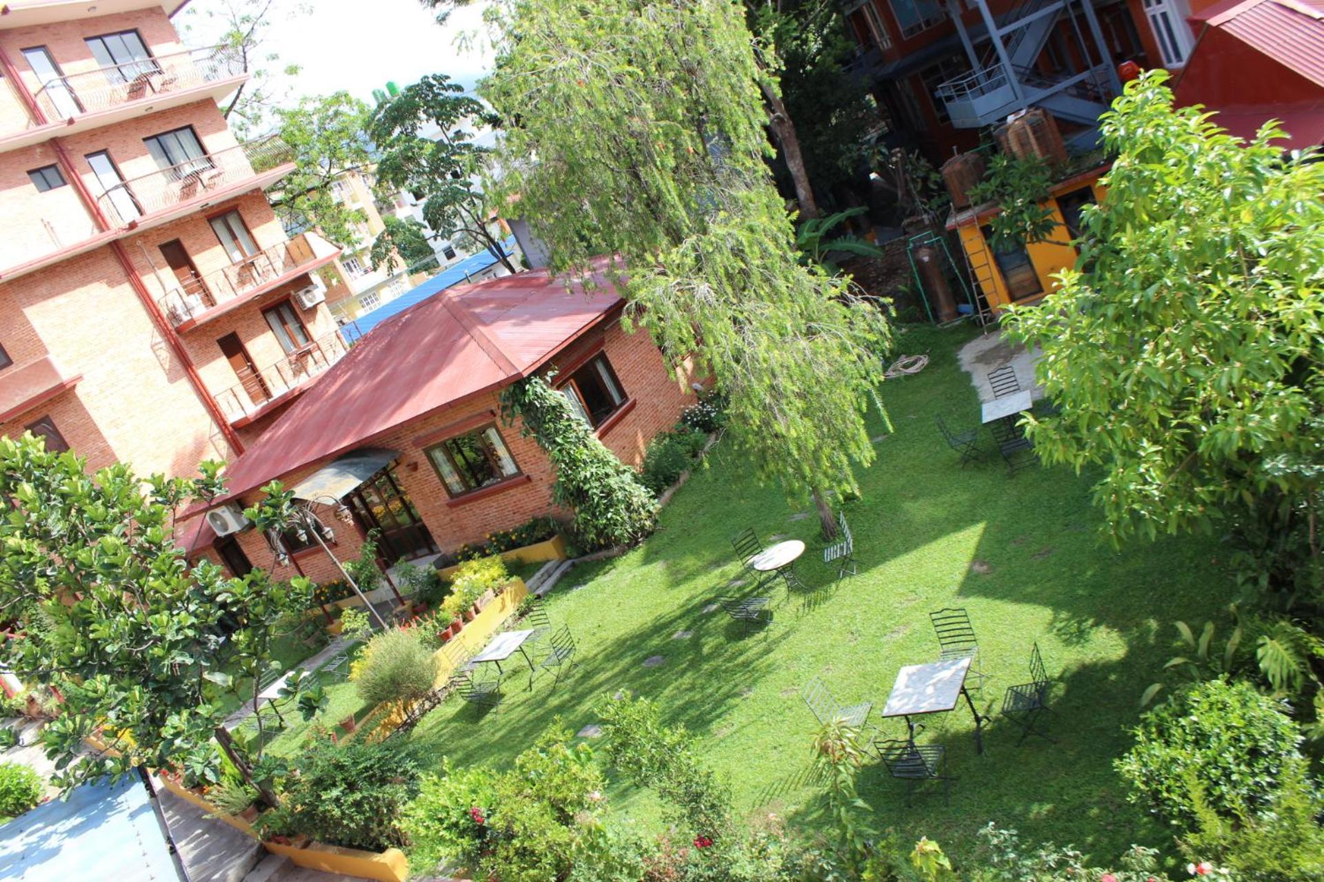 Royal Astoria Hotel Kathmandu Esterno foto