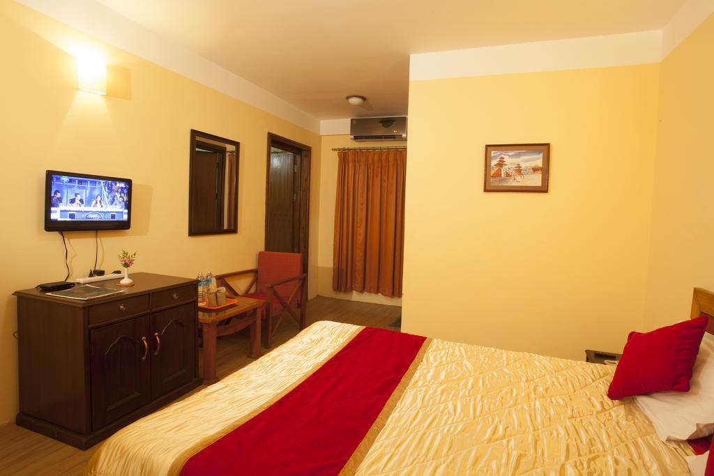 Royal Astoria Hotel Kathmandu Esterno foto