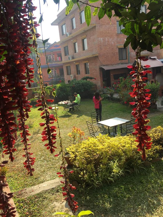 Royal Astoria Hotel Kathmandu Esterno foto