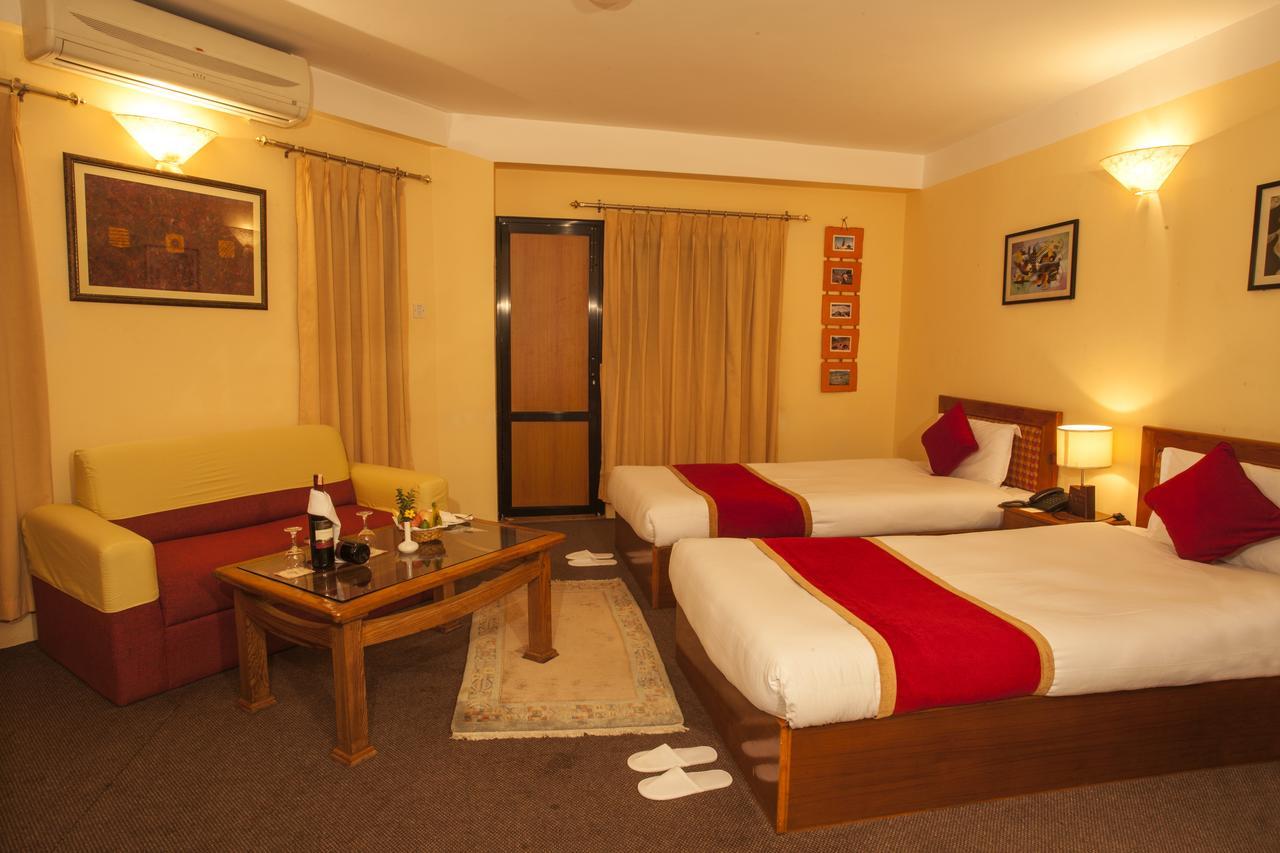 Royal Astoria Hotel Kathmandu Esterno foto